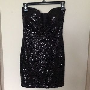 NWOT Tobi black sequin dress